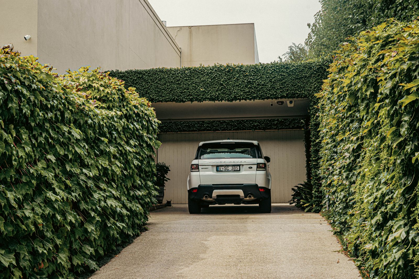 A narrow inner Melbourne street with terraces and parked cars, the kind of access we assess before quoting